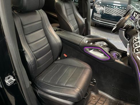 Used 2021 Mercedes-Benz GLS 580 4MATIC w/ E-Active Body Control Package image 38