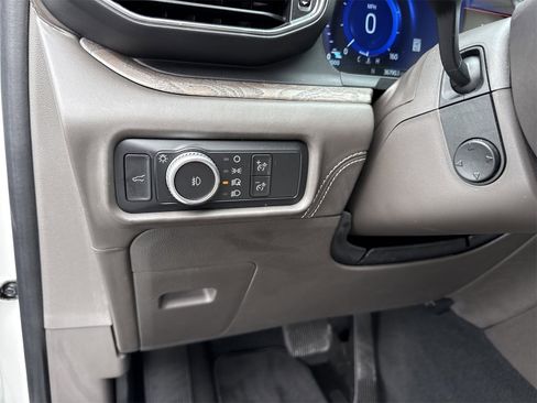 Used 2022 Ford Explorer Platinum w/ Equipment Group 601A image 19