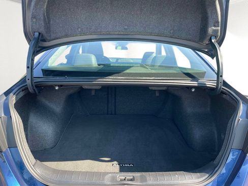 Used 2020 Nissan Altima 2.5 SR FWD image 10