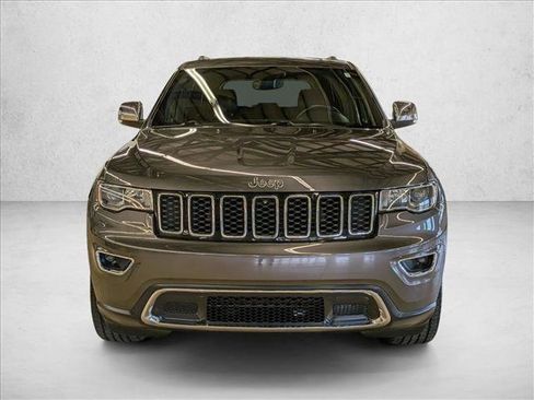 Used 2019 Jeep Grand Cherokee Limited AWD/4WD image 2