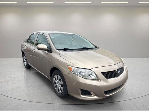Used 2010 Toyota Corolla image 4