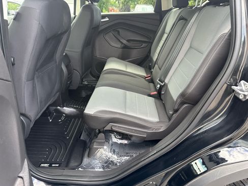 Used 2016 Ford Escape SE w/ SE Cold Weather Package AWD/4WD image 13