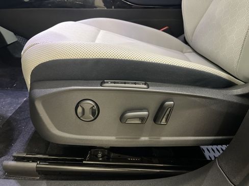 New 2026 Volkswagen ID.4 Pro S AWD/4WD image 17