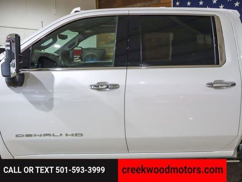 Used 2022 GMC Sierra 2500 Denali w/ Denali Ultimate Package image 24