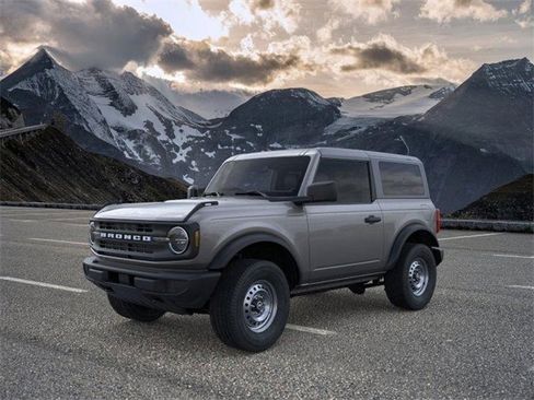New 2025 Ford Bronco Base image 1