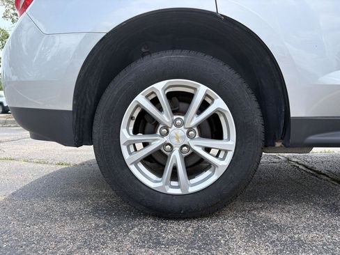 Used 2017 Chevrolet Equinox LT w/ Convenience Package FWD image 13