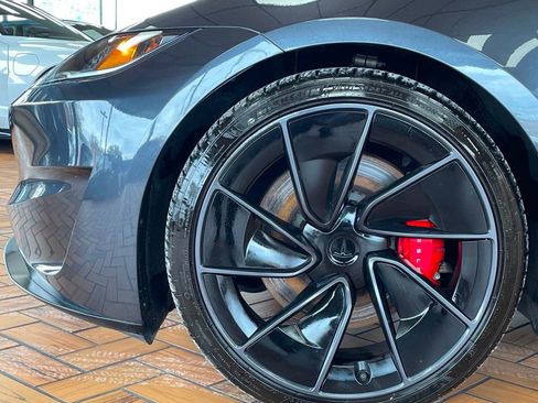 Used 2024 Tesla Model 3 Performance image 6