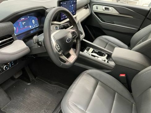 New 2026 Ford Explorer Active w/ Active Comfort Package AWD/4WD image 15