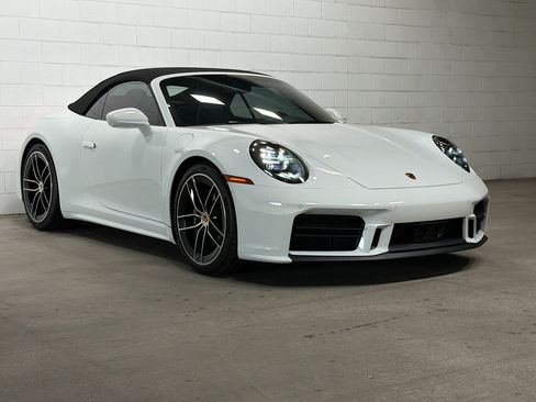 Certified 2026 Porsche 911 Carrera RWD image 6
