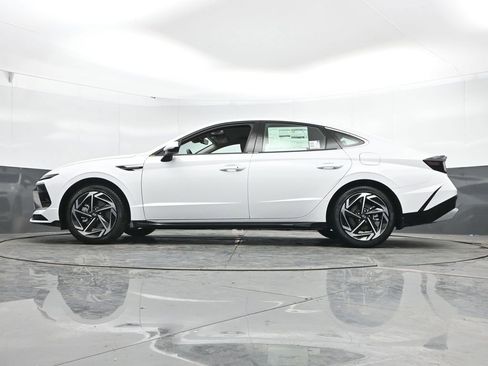 New 2026 Hyundai Sonata SEL FWD image 28