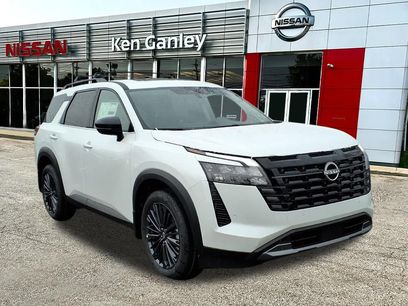 New 2026 Nissan Pathfinder SL w/ SL Premium Package