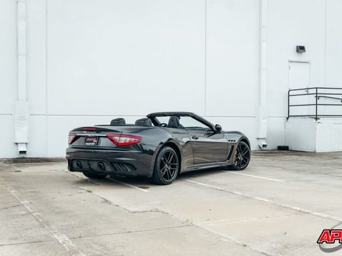 Used 2017 Maserati GranTurismo MC RWD image 21