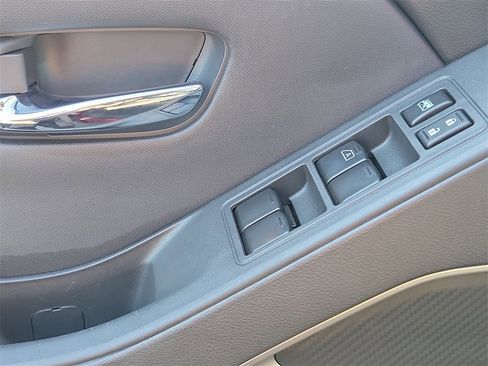 Certified 2023 Nissan Frontier SV w/ SV Convenience Package image 13