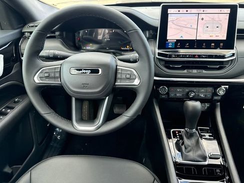 New 2026 Jeep Compass Limited w/ Sun, Sound & Navigation Group image 18