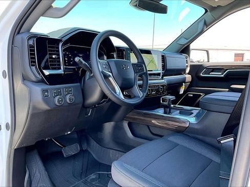 New 2026 Chevrolet Silverado 1500 RST w/ Dark Appearance Package image 8