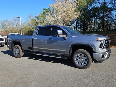 New 2026 Chevrolet Silverado 3500 High Country w/ High Country Premium Package AWD/4WD image 7