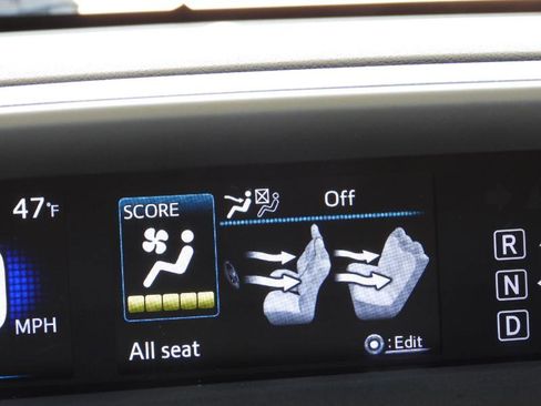 Used 2017 Toyota Prius Two image 48