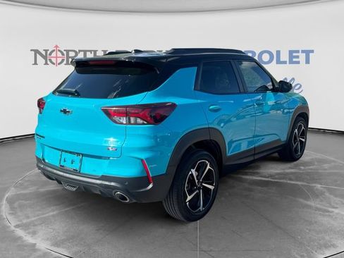 Certified 2022 Chevrolet TrailBlazer RS w/ Technology Package FWD image 3