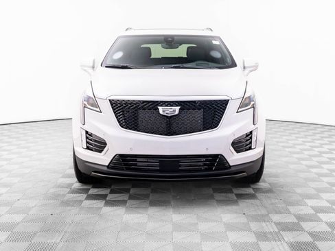 New 2026 Cadillac XT5 Sportv w/ LPO, Red Accent Package AWD/4WD image 8