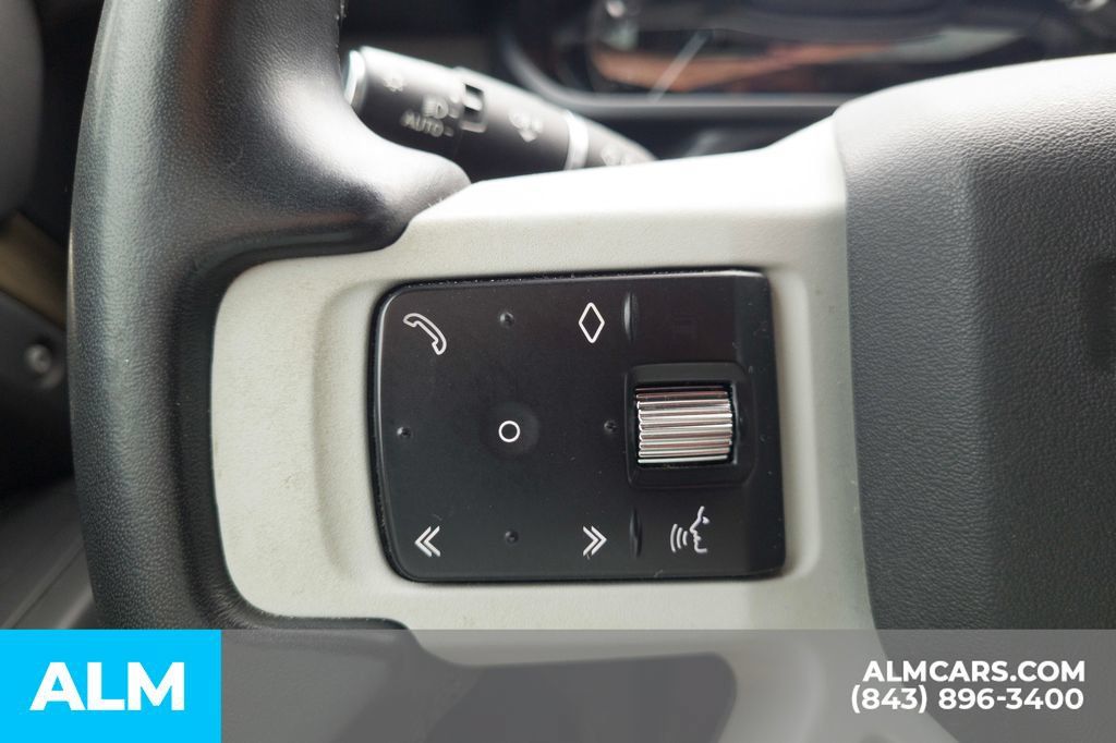 Used 2023 Land Rover Defender 110 AWD/4WD image 12