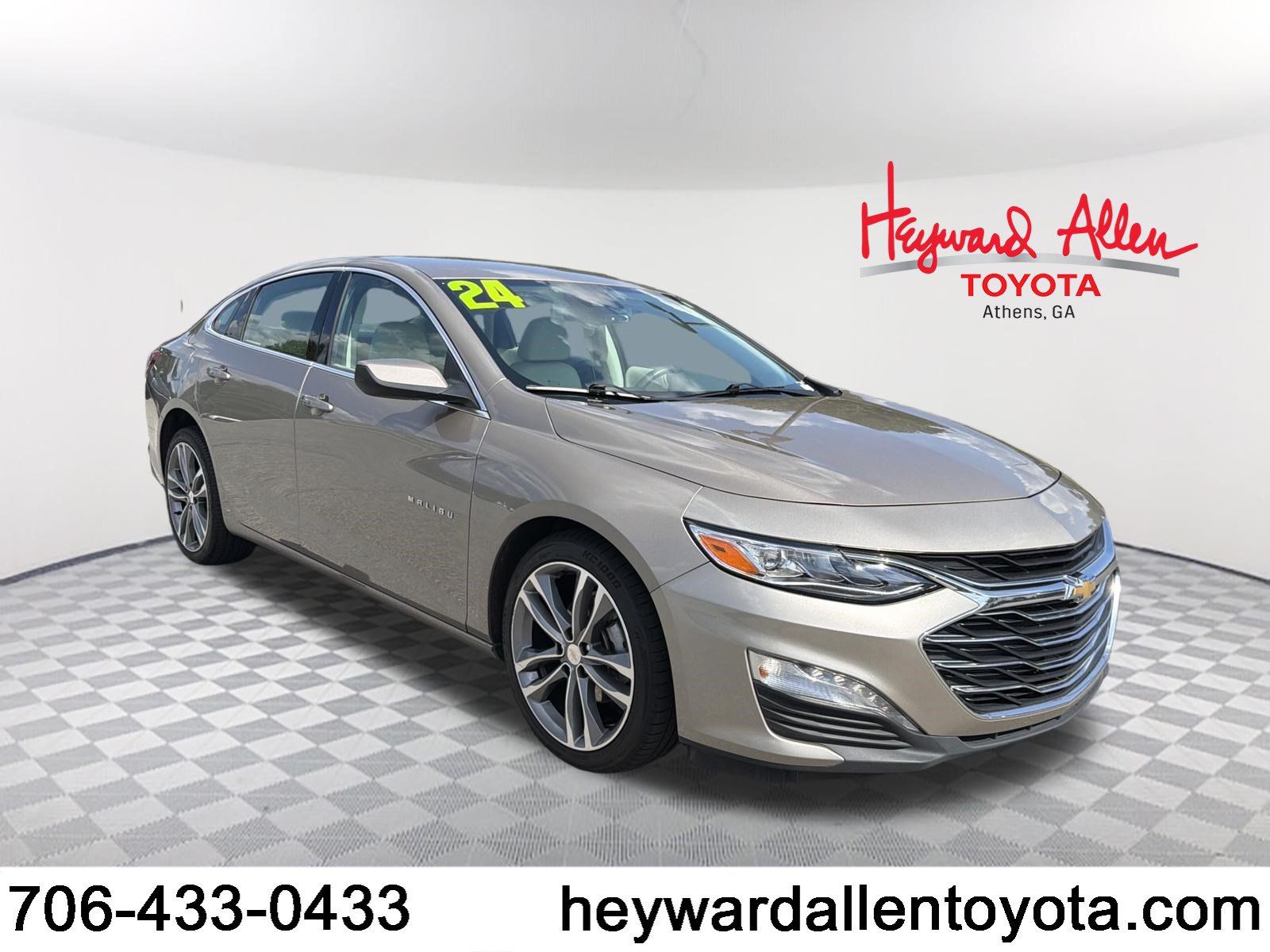 Used 2025 Chevrolet Equinox LT AWD/4WD image 1