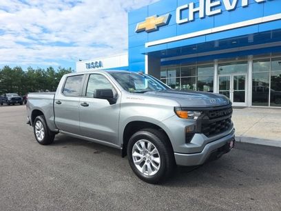 Used 2025 Chevrolet Silverado 1500 Custom