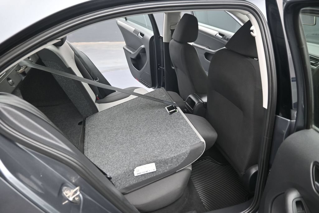 Used 2017 Volkswagen Jetta S FWD image 25