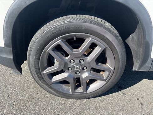 Used 2023 Honda Passport EX-L image 11