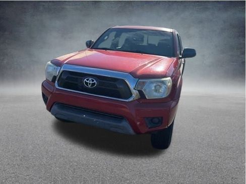 Used 2013 Toyota Tacoma PreRunner image 19