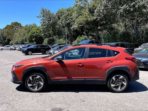 Used 2024 Subaru Crosstrek 2.5i Limited w/ Crosstrek Mirror Package AWD/4WD image 7