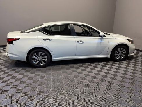 Used 2022 Nissan Altima 2.5 S image 7