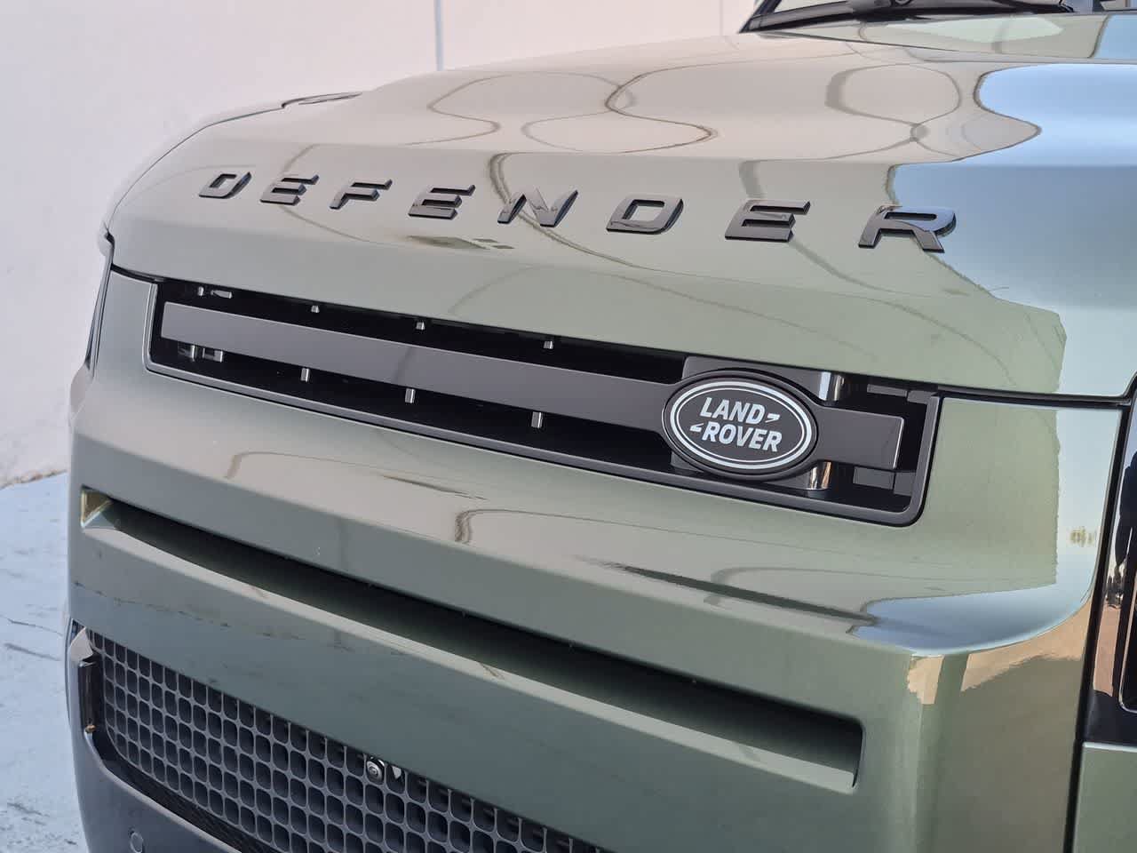 New 2026 Land Rover Defender 110 X-Dynamic SE AWD/4WD image 13