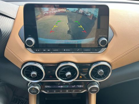 Used 2023 Nissan Sentra SV w/ SV Premium Package image 15