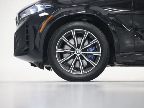 Used 2025 BMW X6 M60i w/ Parking Assistance Package AWD/4WD image 14
