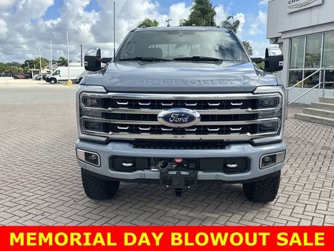 Used 2024 Ford F350 Platinum w/ Tremor Off-Road Package AWD/4WD image 5