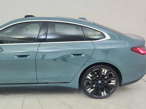 Used 2025 BMW 430i w/ Premium Package image 11