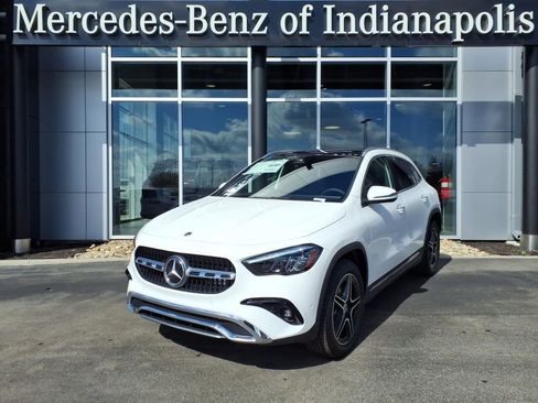 New 2026 Mercedes-Benz GLA 250 4MATIC image 1