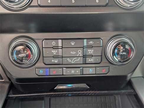 Used 2021 Ford F250 Platinum w/ FX4 Off-Road Package image 21