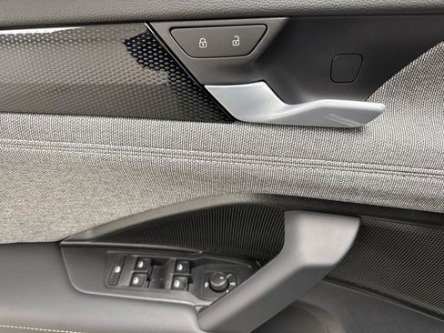 New 2026 Volkswagen Tiguan S AWD/4WD image 10