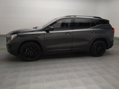 Used 2020 GMC Terrain SLE w/ Elevation Edition FWD image 2