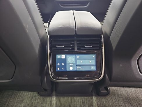 Used 2024 Rivian R1S Adventure image 30