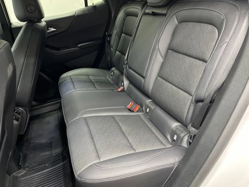 Used 2026 Chevrolet Equinox LT w/ Convenience Package II AWD/4WD image 22