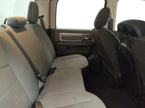 Used 2022 RAM 1500 Classic SLT RWD image 19