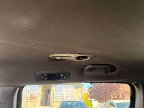 Used 2018 Chrysler Pacifica Touring Plus w/ S Appearance Package image 13