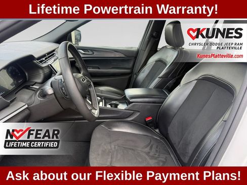 Used 2024 Jeep Grand Cherokee Altitude AWD/4WD image 21