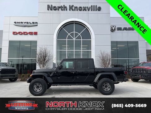 New 2025 Jeep Gladiator Sport AWD/4WD image 2