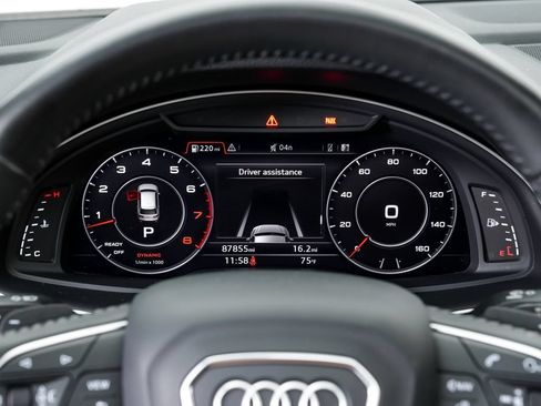 Used 2018 Audi Q7 3.0T Prestige AWD/4WD image 15