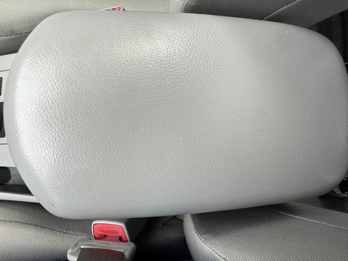 Used 2010 Toyota RAV4 2WD image 30