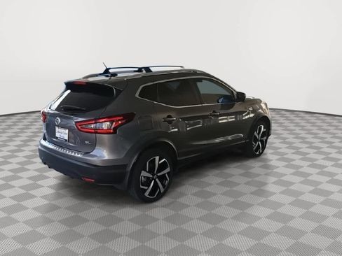 Used 2022 Nissan Rogue Sport SL image 8
