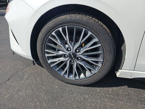 Used 2023 Kia Forte GT-Line w/ GT-Line Premium Package image 17